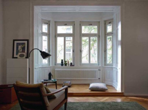 Радиатор Zehnder 3037 14 секций с боковым подключением